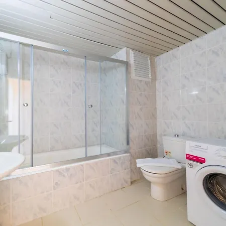 Lovely Flat With Sea And Nature View In Apartment