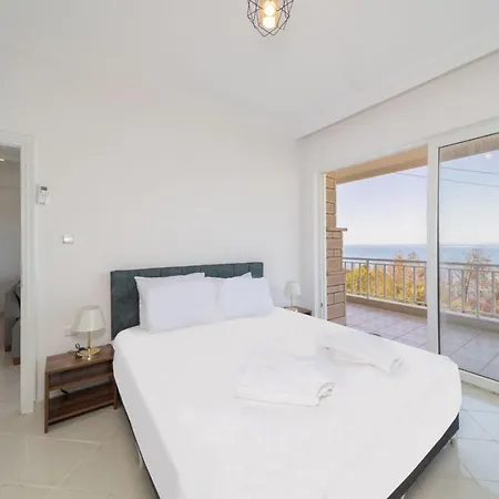 Lovely Flat With Sea And Nature View In Apartment Alanya